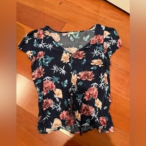 Floral ruffle top
